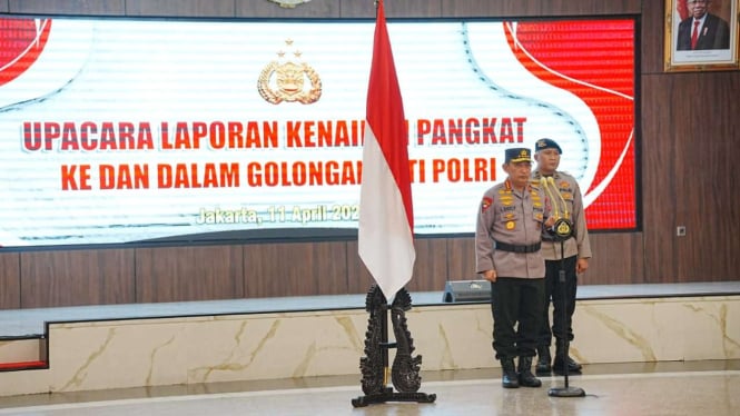 Judul baru: Kapolri Menaikkan Pangkat 14 Pati Polri, Menjadikan Imam Widodo sebagai Komjen