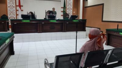 Masriah, Pelaku Penyiraman Tinja ke Rumah Tetangganya Kembali Ditetapkan Sebagai Tersangka