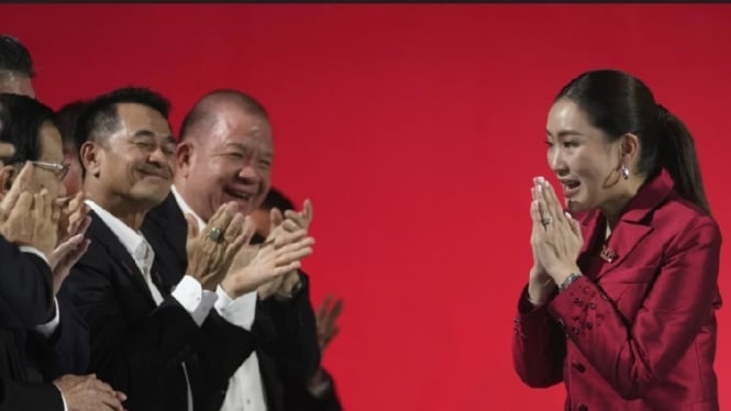 Kontroversi Terpilihnya Putri dari Thaksin Shinawatra sebagai Pemimpin Partai Pheu Thai