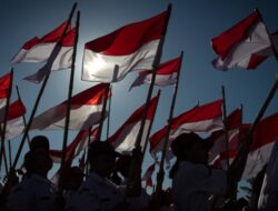 Bendera Merah Putih Berkibar di Perbatasan RI-Timor Leste sebagai Peringatan Hari Pahlawan