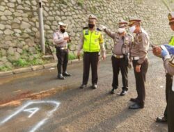 Pemotor Tewas Tertabrak dan Terseret di Kolong Mobil di Penjaringan