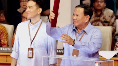 Prabowo-Gibran Memimpin Dalam Survei: Arah Kepresidenan 2024