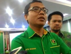 Keberatan atas Keterlibatan Pak Mahfud dalam Debat dapat dianggap sebagai Hal yang Biasa