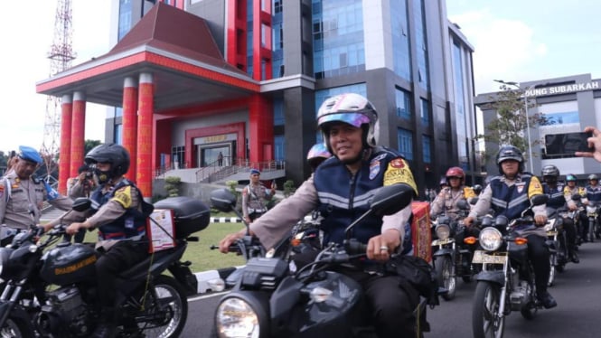 Polri Didesak untuk Tetap Menjaga Netralitas saat Membagikan Sembako Selama Masa Kampanye Pilpres