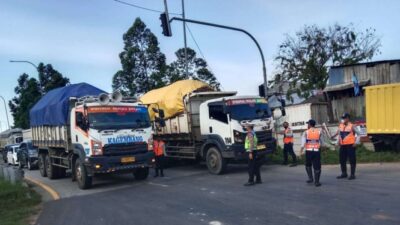 Polisi Mendapati 33 Truk Tanah Melanggar Jam Operasional di Tangerang