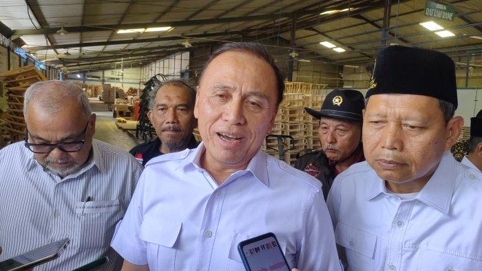 Masyarakat Pangandaran Dapat Dua Mobil Gratis dari Mochamad Iriawan Untuk Bantuan