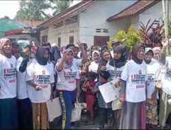 Iwan Bule, Calon Legislatif, Bertemu Secara Langsung dengan Pedagang Kaki Lima (PKL) dan Pelaku Usaha Mikro Kecil Menengah (UMKM) di Daerah Pemilihan Jabar X