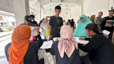 Sarankan Pakar untuk Mencegah Politisasi dengan Membagikan Bansos Melalui Pengurus RT/RW