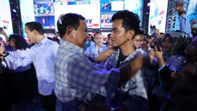 Mayoritas Penerima Bansos Mendukung Prabowo-Gibran dalam Pilpres 2024 Menurut Survei LSI