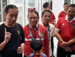 Wasit Membatalkan Gol Muhammad Ferrari ke Gawang Uzbekistan oleh Jokowi