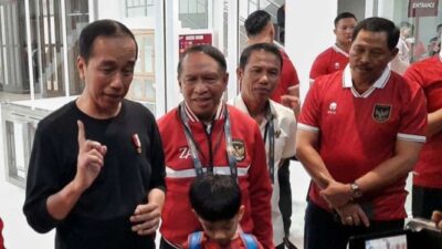 Wasit Membatalkan Gol Muhammad Ferrari ke Gawang Uzbekistan oleh Jokowi