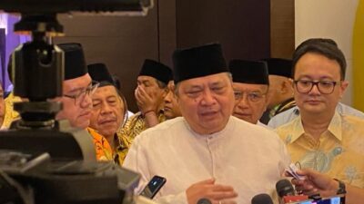 Mahkamah Konstitusi akan memanggil empat menteri untuk sidang sengketa Pilpres, kata Airlangga: Kami menunggu.