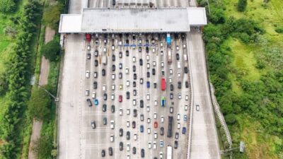 436 Ribu Kendaraan Melintasi GT Cikampek Utama Menuju Keluar Jakarta Selama 3 Hari Sebelum Lebaran