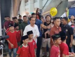 Presiden Jokowi Mengajak Anak Yatim Berbelanja Baju Lebaran di Hari Terakhir Bulan Ramadan