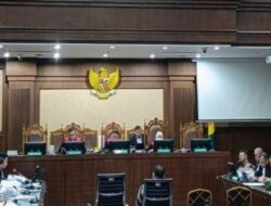 Mantan Ajudan SYL Bocorkan Ada Pesan WA dari Firli ke SYL yang Segera Dihapus