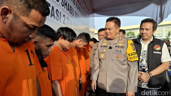 Kepala Kepolisian Daerah Riau Memerangi Peredaran 107 Kg Sabu, Bersiap Menyapu Kampung Narkoba