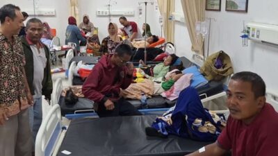 Banyak Orang di Brebes Dirawat di Rumah Sakit Terduga Keracunan Makanan