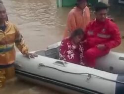 Banjir Melanda Tangerang, Ribuan Rumah Terendam Air, Warga Dievakuasi