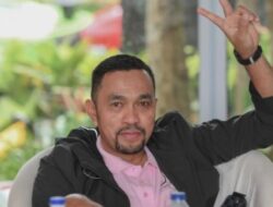 Ahmad Sahroni mengatakan bahwa melawan RK dalam Pilgub Jakarta sangat mudah