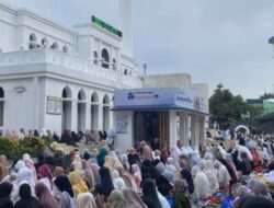 Penampakan Jemaah Salat Idul Adha di Masjid Al-Azhar