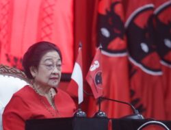 Sekjen PDIP: Megawati Khawatir dengan Pengunduran Diri Airlangga