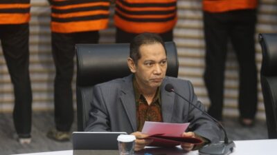 KPK Sita Uang Rp1 Miliar dalam Kardus di OTT Kalsel