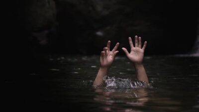 Penyelamatan Bocah 2 Tahun di Sungai Ciliwung