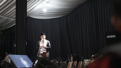 “Konflik Nasi Goreng Gus Dur & Megawati: Rujuk Tak Akur”