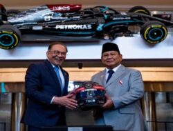 Pecah Tawa Prabowo dan Anwar Ibrahim di Menara Kembar Petronas