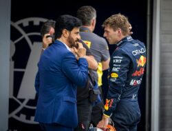Batasi Siaran Radio Tim F1: Penemuan Wawasan SEO Terbaik