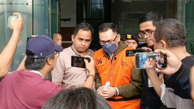 KPK Tahan Tersangka Kasus Korupsi LPEI, Kerugian Negara Rp11,7 Triliun