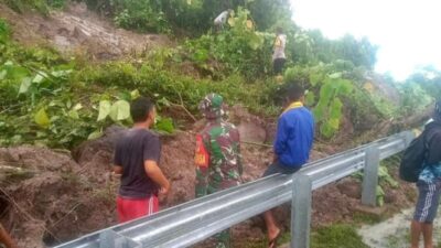Longsor Terputus, Jalur Lintas Sulawesi Wilayah Barat Gorontalo