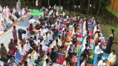 Salat Idul Fitri Jamaah Naqsabandiyah di Bima NTB