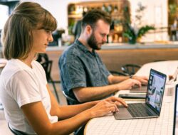 Alasan Gen Z Tertarik pada Freelancer daripada Kerja Kantoran
