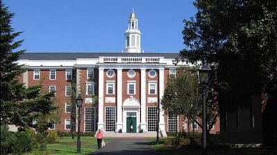 Universitas Harvard Dikenai Pajak oleh Trump: Penjelasan Terkait