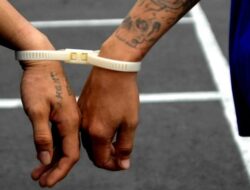 Polisi Jakpus Tangkap 4 Juru Parkir Patok Tarif Rp20 Ribu
