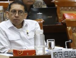 Penjelasan Fadli Zon tentang Penulisan Ulang Sejarah Indonesia