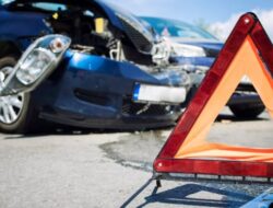 Insiden BYD Seal Tabrak Lari: Bayi 2 Tahun Terluka di Tol Bandara