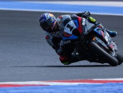 Razgatlioglu Dominasi WSBK Emilia-Romagna: Analisis Balapan Terbaru