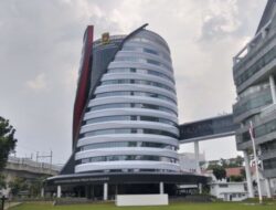 Tersangka Baru Korupsi Sritex: Eks Direktur Keuangan dan Bos Bank Masuk Tahanan