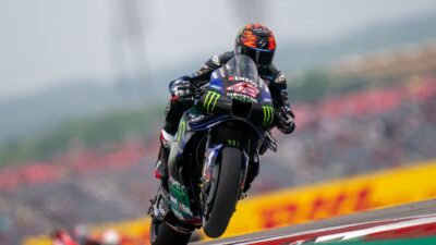 Kenapa Rins Tidak Sabar dengan Mesin V4 Yamaha?