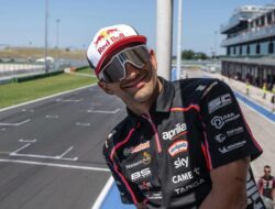 Lorenzo Yakin Aprilia dan Martin Tetap Bersatu