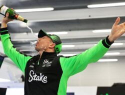 Mercedes Sumbangkan Hadiah Podium kepada Sauber: Hulkenberg Borong!