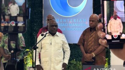 Menteri Pigai: Negara Berhak Larang Pengibaran Bendera One Piece