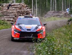 Hyundai Selesaikan Uji Coba Ban Lunak Hankook