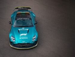 Aston Martin Vantage S debut Safety Car F1 di GP Belanda