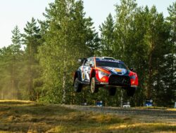 Hyundai Mendominasi Tanpa Pemimpin di WRC Finlandia