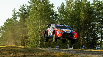 Hyundai Mendominasi Tanpa Pemimpin di WRC Finlandia