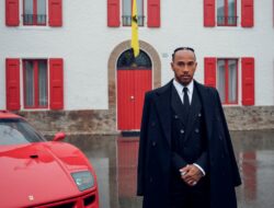 Lewis Hamilton Jual Seluruh Koleksi Mobil: Langkah Sensasional Pembalap F1