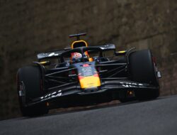 Verstappen Menyapu Kualifikasi F1 GP Azerbaijan, Sainz Kecewa